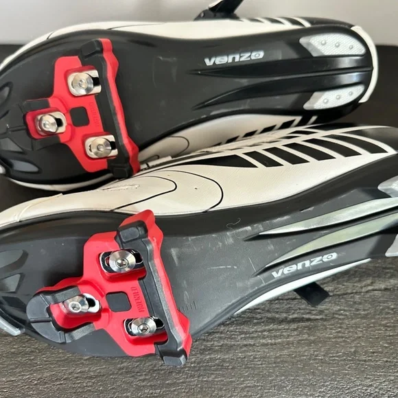 Venzo Women’s Cycling Shoes with Delta Clips — Size 11 | New - Picture 4 of 4
